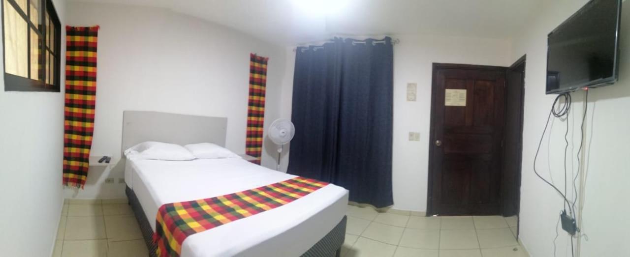 Hotel Ghiza تيجوسيجالبا المظهر الخارجي الصورة