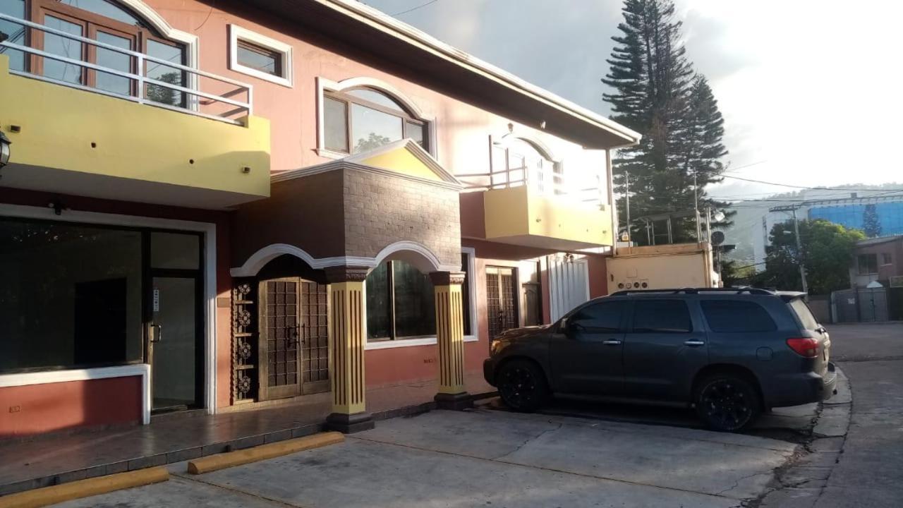 Hotel Ghiza تيجوسيجالبا المظهر الخارجي الصورة